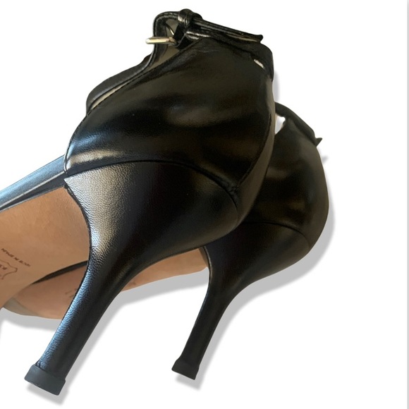 Stuart Weitzman Nunaked Heeled Sandal in Black - Picture 11 of 12